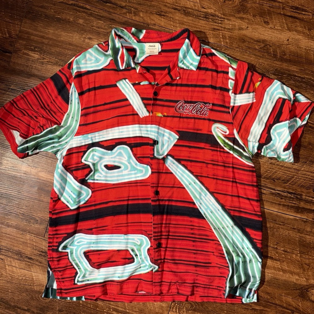 Pacsun x Coca Cola Logo Mens Medium Short Sleeve Button Down Shirt Unique